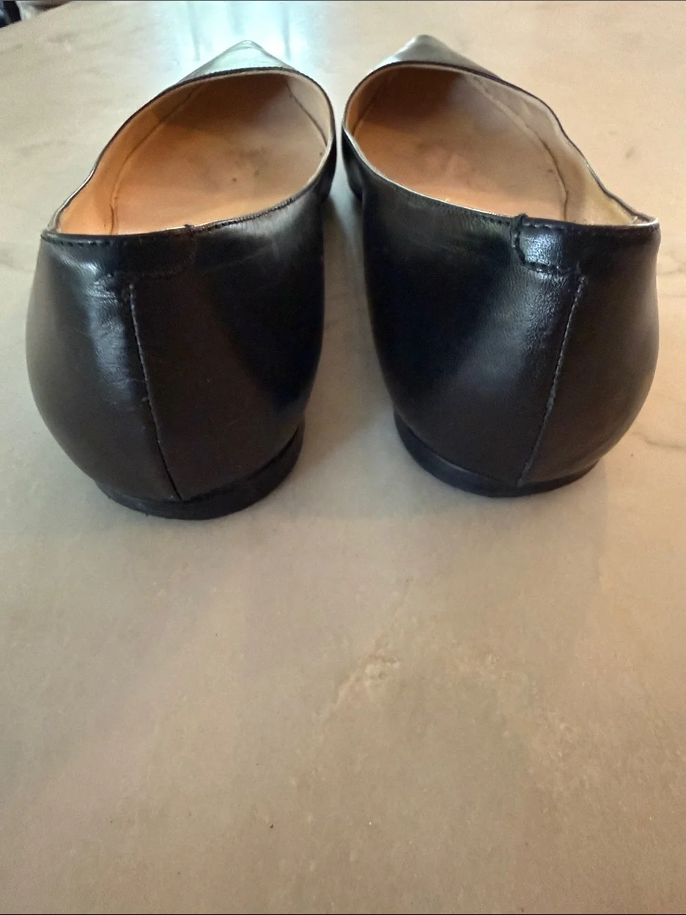 Jimmy Choo Black Leather Pointed-Toe flats size 40